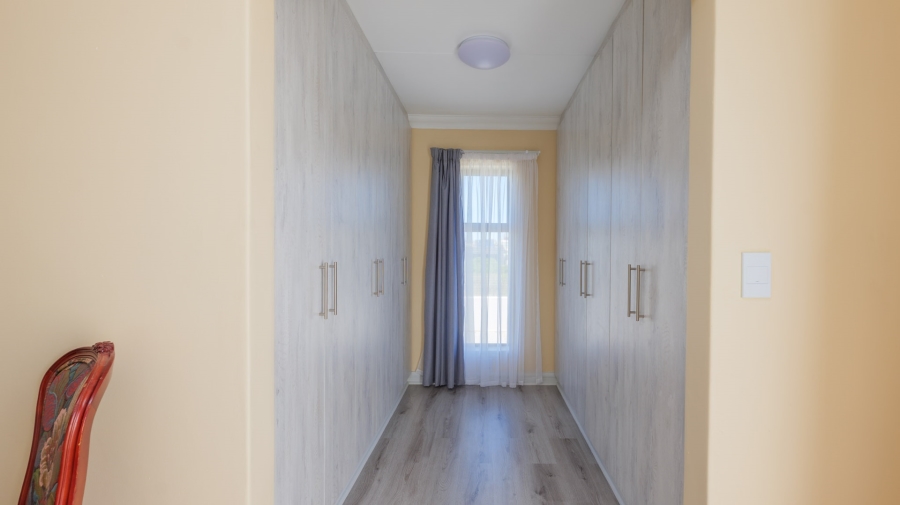 12 Bedroom Property for Sale in Agulhas Western Cape